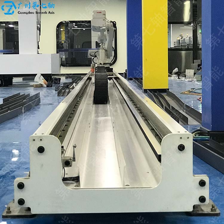 太阳集团官网半封闭轨道