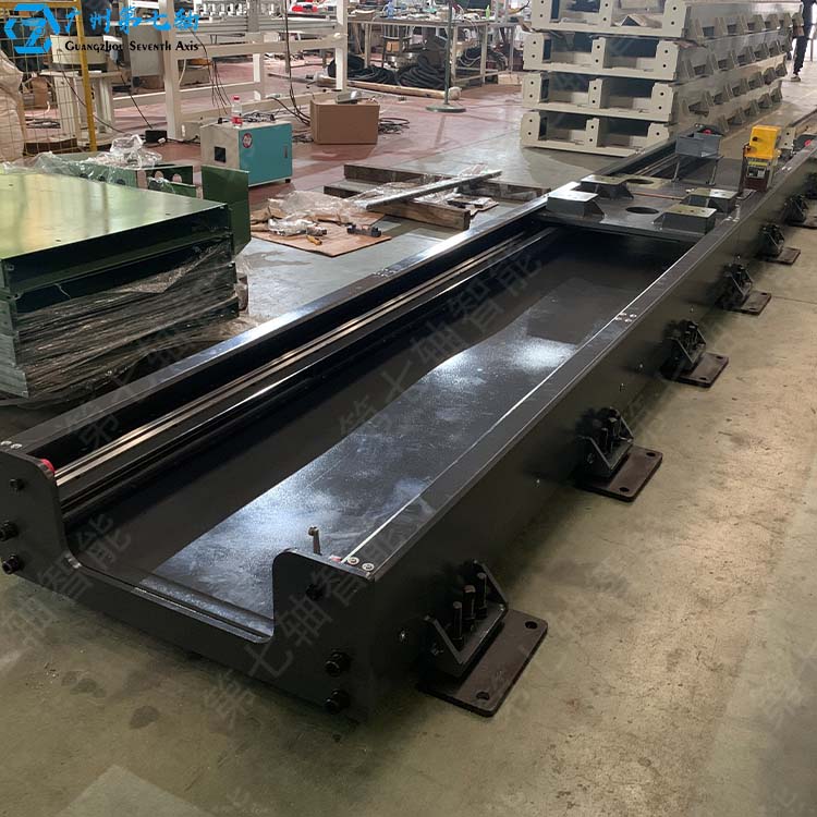 太阳集团官网机器人地轨厂家