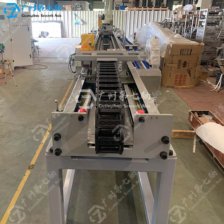 高脚机器人太阳集团官网