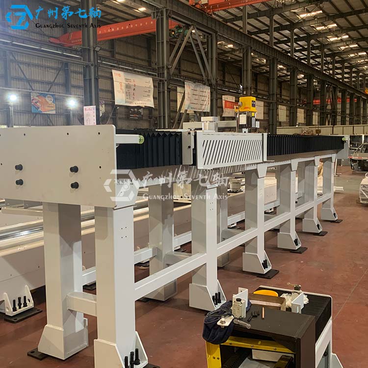 工业机器人地轨